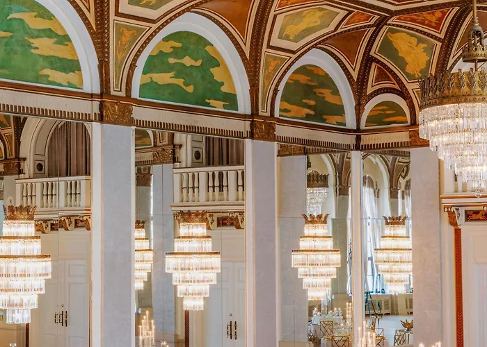Fairmont Royal York Hotel